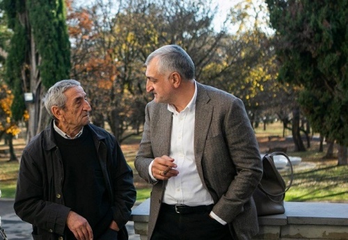 ხაზარაძეს თიბისის ₾149 მილიონის აქციები დარჩა ხაზარაძეს თიბისის ₾149 მილიონის აქციები დარჩა