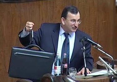 ახლა რომან გოცირიძეს აღარ ეჩქარება