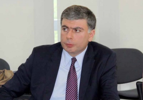 სებ-ის ექს ვიცე-პრეზიდენტი თიბისის გუნდს შეუერთდა 