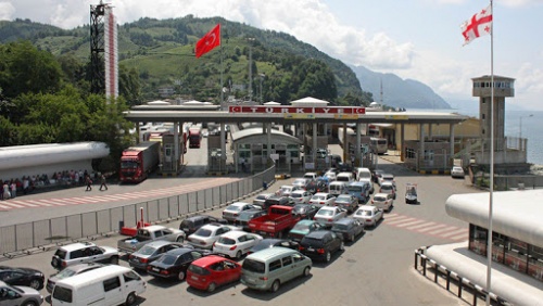 თურქეთში შესვლაზე ნებართვა 1000-ზე მეტმა პირმა მიიღო