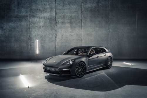 პორშე ცენტრი თბილისმა PORSCHE PANAMERA SPORT TURISMO წარადგინა