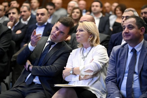 მინისტრი საგარეო ვაჭრობის გაუმჯობესებაზე მინისტრი საგარეო ვაჭრობის გაუმჯობესებაზე