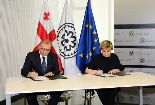 სებ-ის მხარდაჭერით, მოსწავლე -ახალგაზრდობის სასახლეში სკოლა-ბანკი დაინერგა