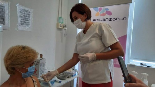 ჯეო ჰოსპიტალსი იმუნიზაციის ახალ კაბინეტებს ხსნის
