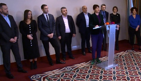 სადაზღვევო ინდუსტრია  საბანკო სექტორის ექსპანსიის შეჩერებას ითხოვს   