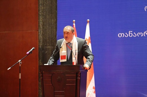 ჰონგ კონგის ბირჟაზე  „საპარტნიორო ფონდის“  IPO შანხაიში განიხილეს