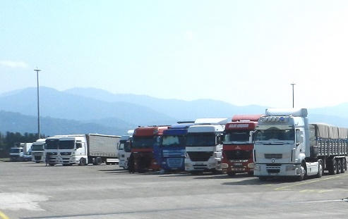 41 915 ბიჯი  - ყაზბეგში, ავტოსადგომის მოსაწყობი მიწის საიჯარო ფასი 5 მილიონამდე გაიზარდა