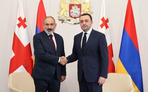 სადახლოზე ახალი ხიდის გახსნის შემდეგ საქართველოსა და სომხეთის პრემიერების შეხვედრა გაიმართა