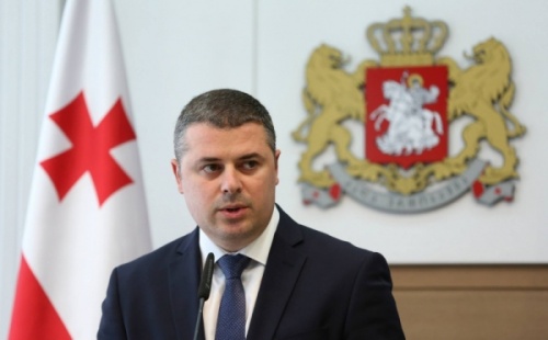 რა პირობები ჩაიდება მიწის შესახებ კანონში 