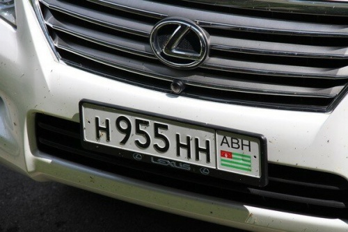 აფხაზეთიდან რუსეთში ავტომობილები უკანონოდ შემოჰყავთ 