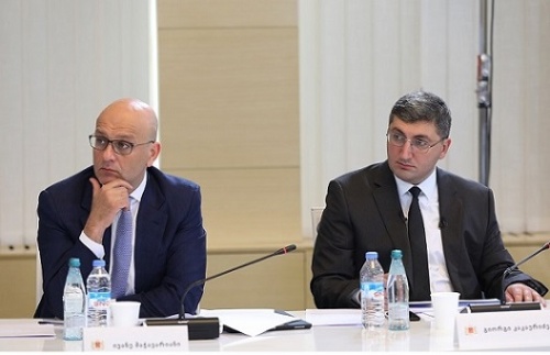 პარლამენტში ახლადშესული 2021-ის ბიუჯეტი  გადაიხედება  