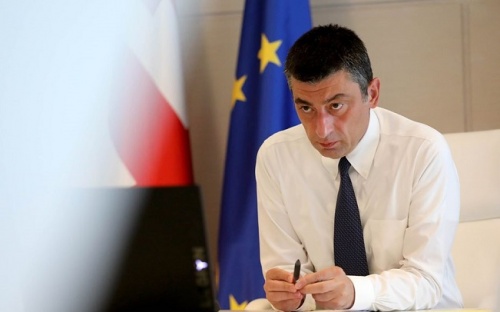 საჯარო სამსახურის თანამშრომლები დისტანციურ რეჟიმში რჩებიან