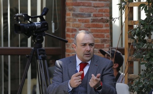 კომპანია რომ არ გაკოტრდეს, იძულებულია პროდუქტი გააძვიროს 